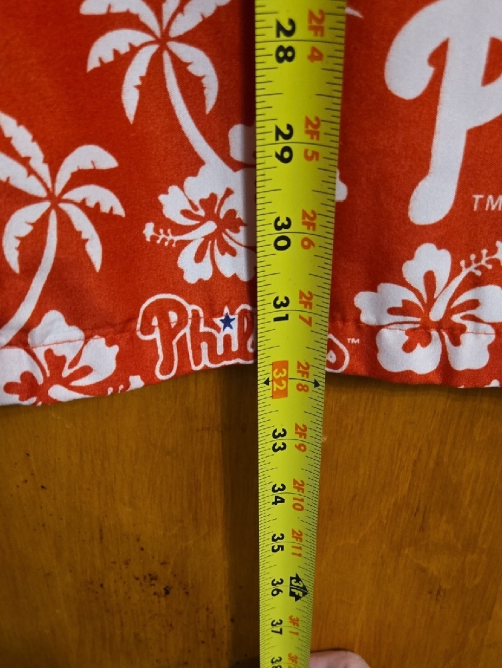 Phillies Red Hawaiian-Print Button-Down Shirt - Picture 7 of 7